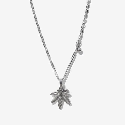 [RUSHOFF] Surgical Steel Deep Weed Pendant Chain Necklace  / 딥 위드 펜던트 체인목걸이
