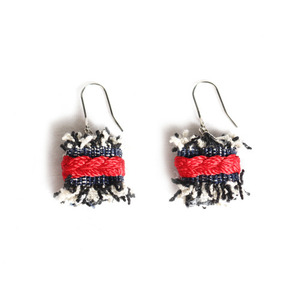 [EDITION] THE RED STRING POINT EARRING /러쉬오프 에디션 레드 포인트 귀걸이